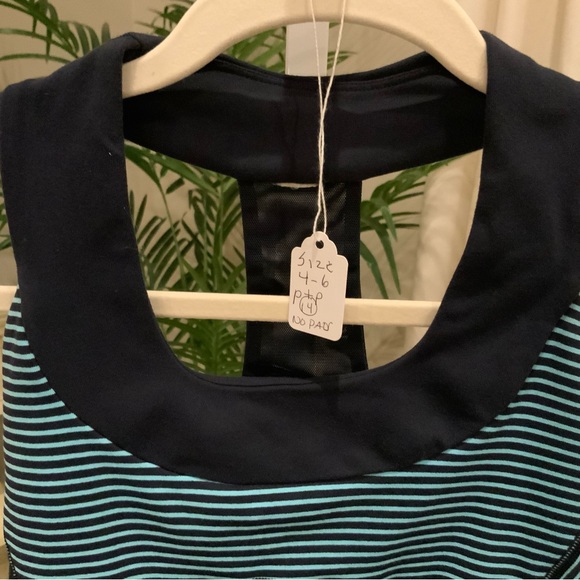 Lululemon top pit to pit 14 no pads - Picture 2 of 5